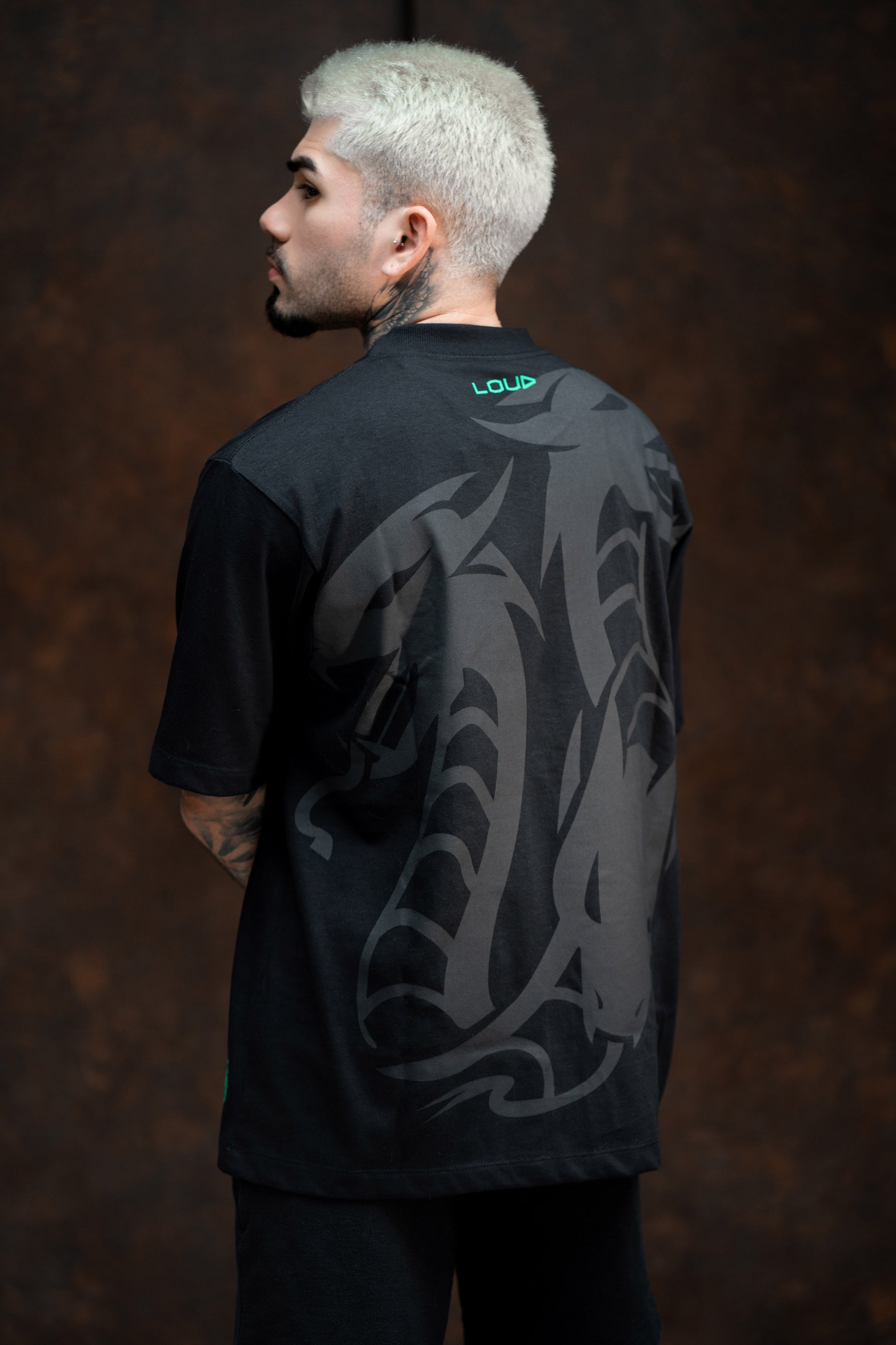 Oversized Hydra