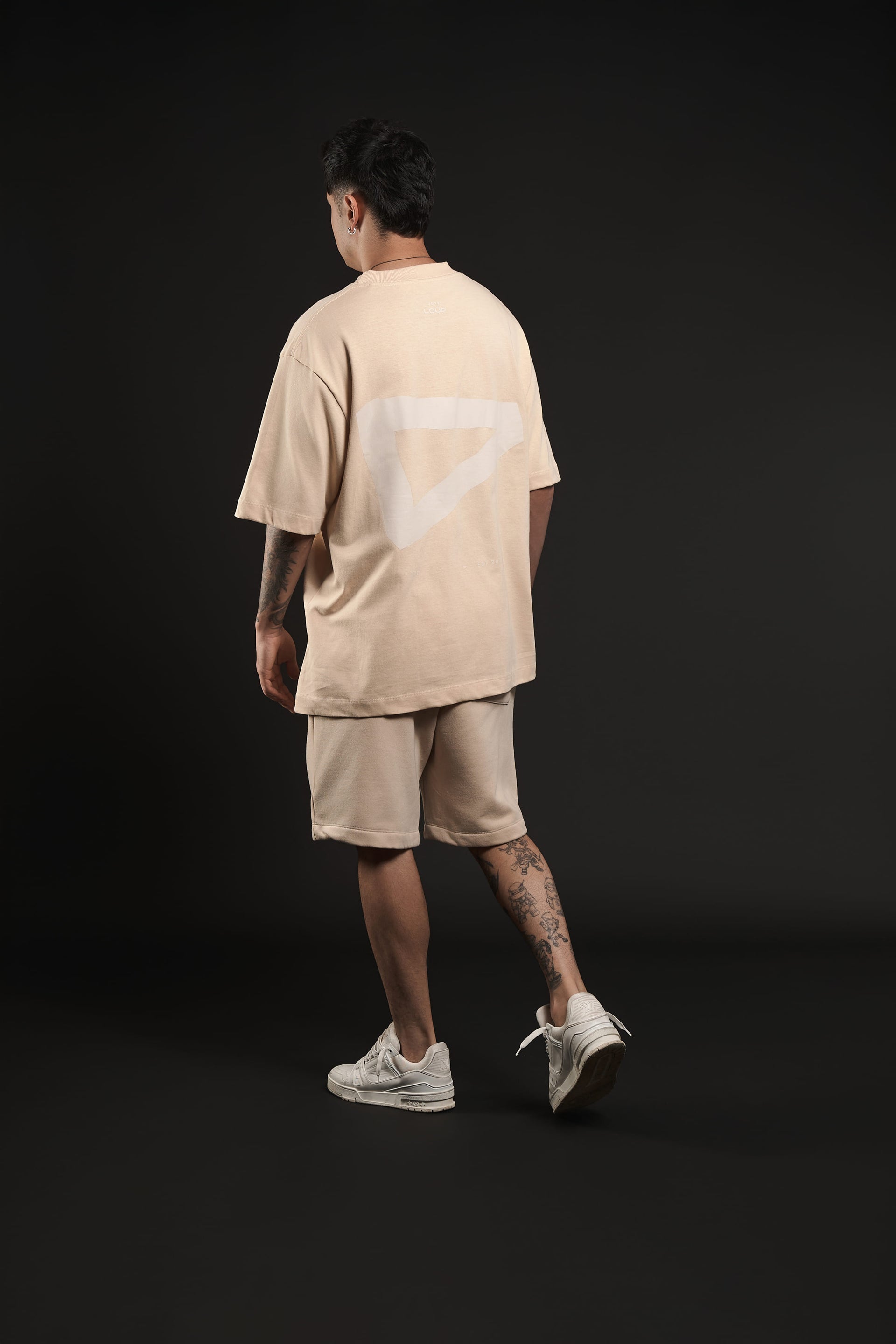 Combo Overized Home Bege + Shorts Bege Home of Champions