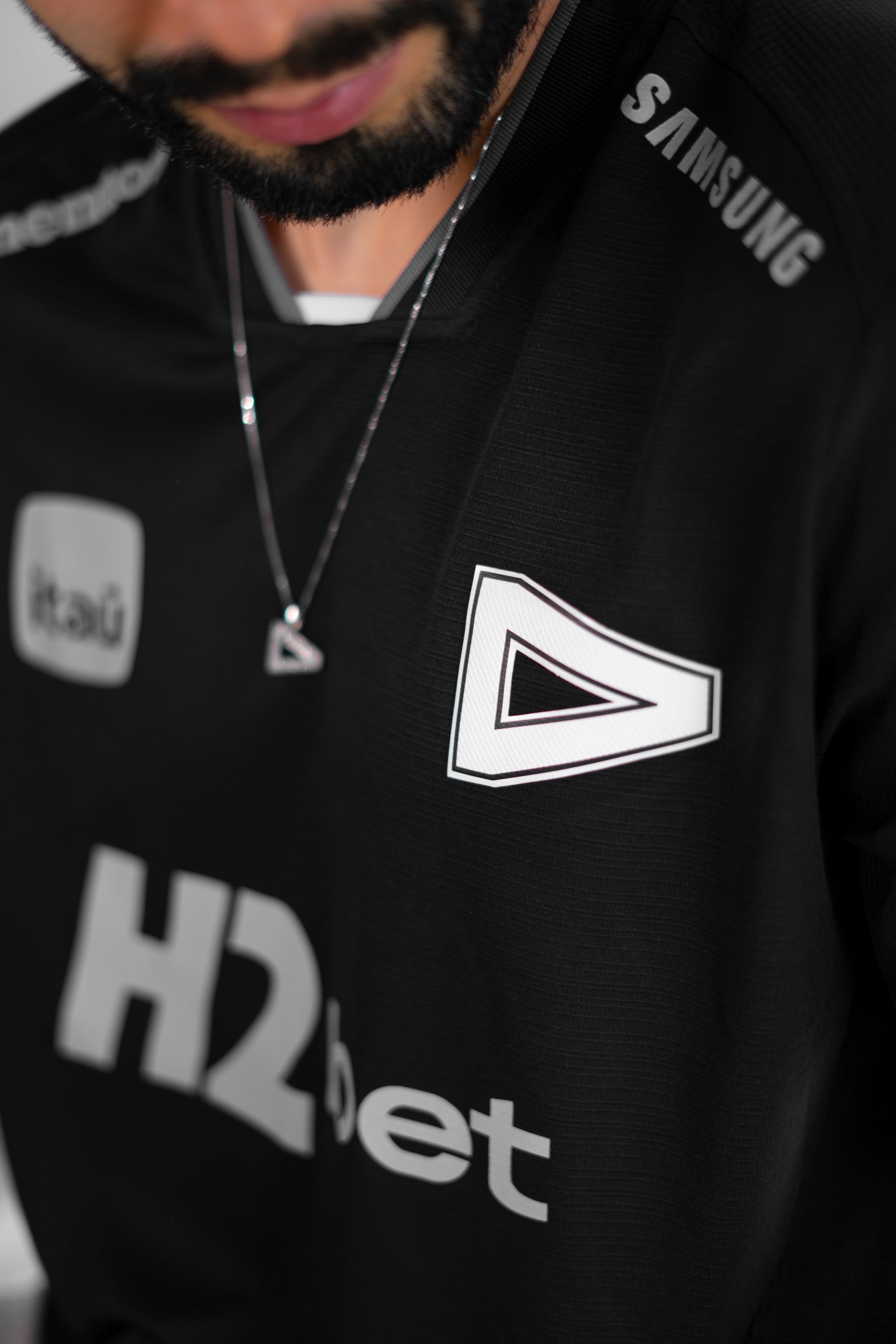 Combo Jersey Black + Colar Oficial