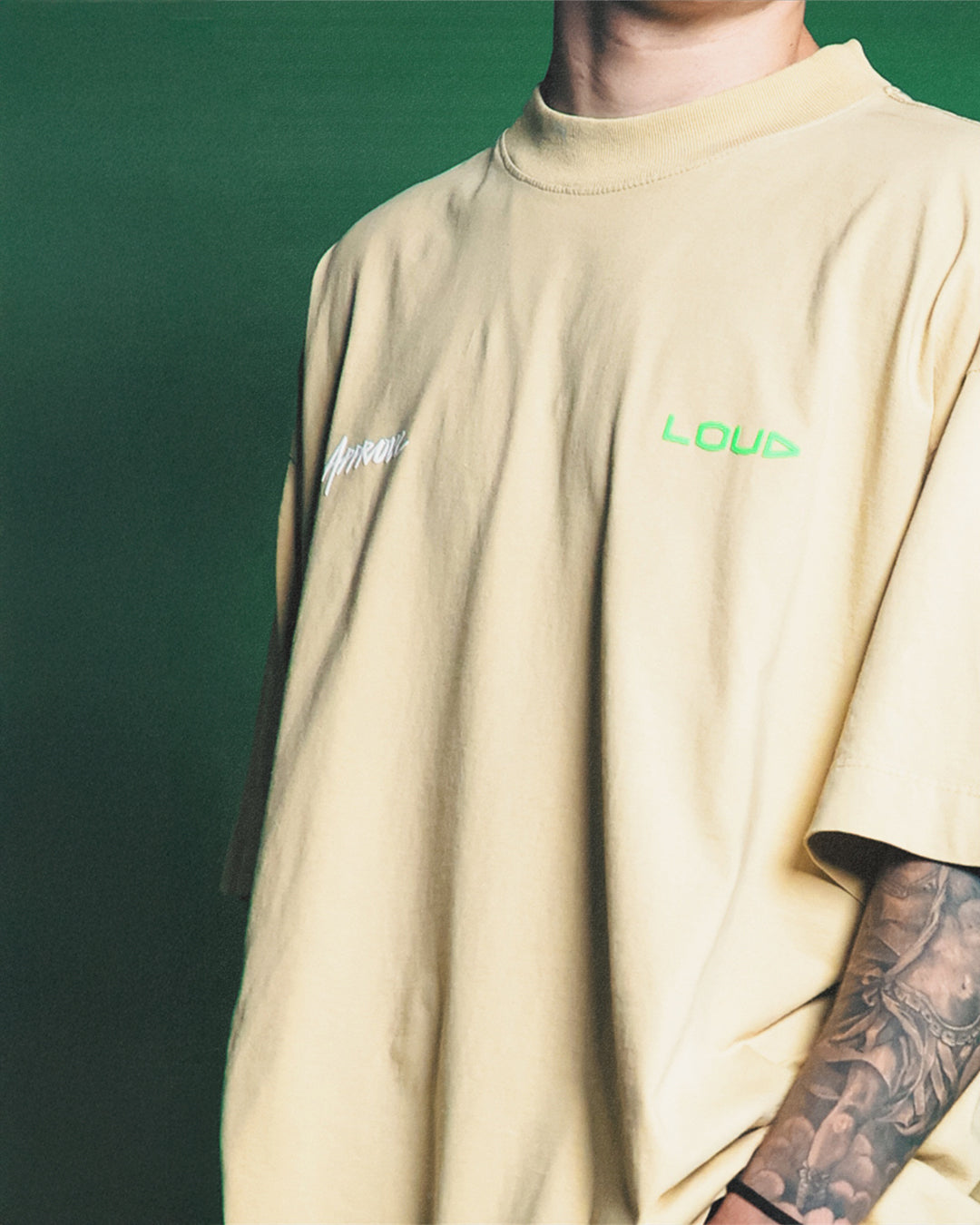 Camiseta Huge Bege Approve X Loud