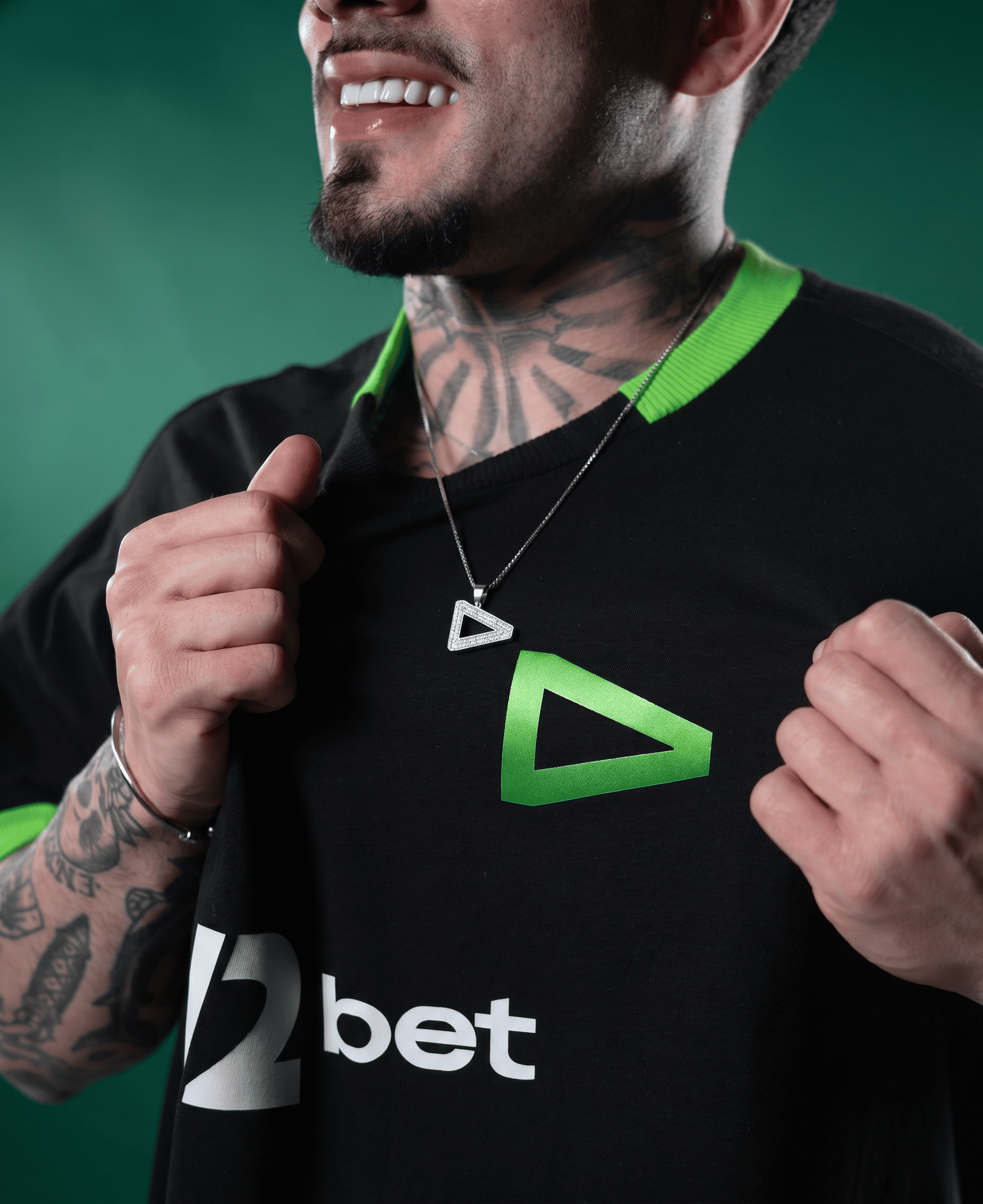 Combo Camisa Oficial Origens 2026 + Colar Loud